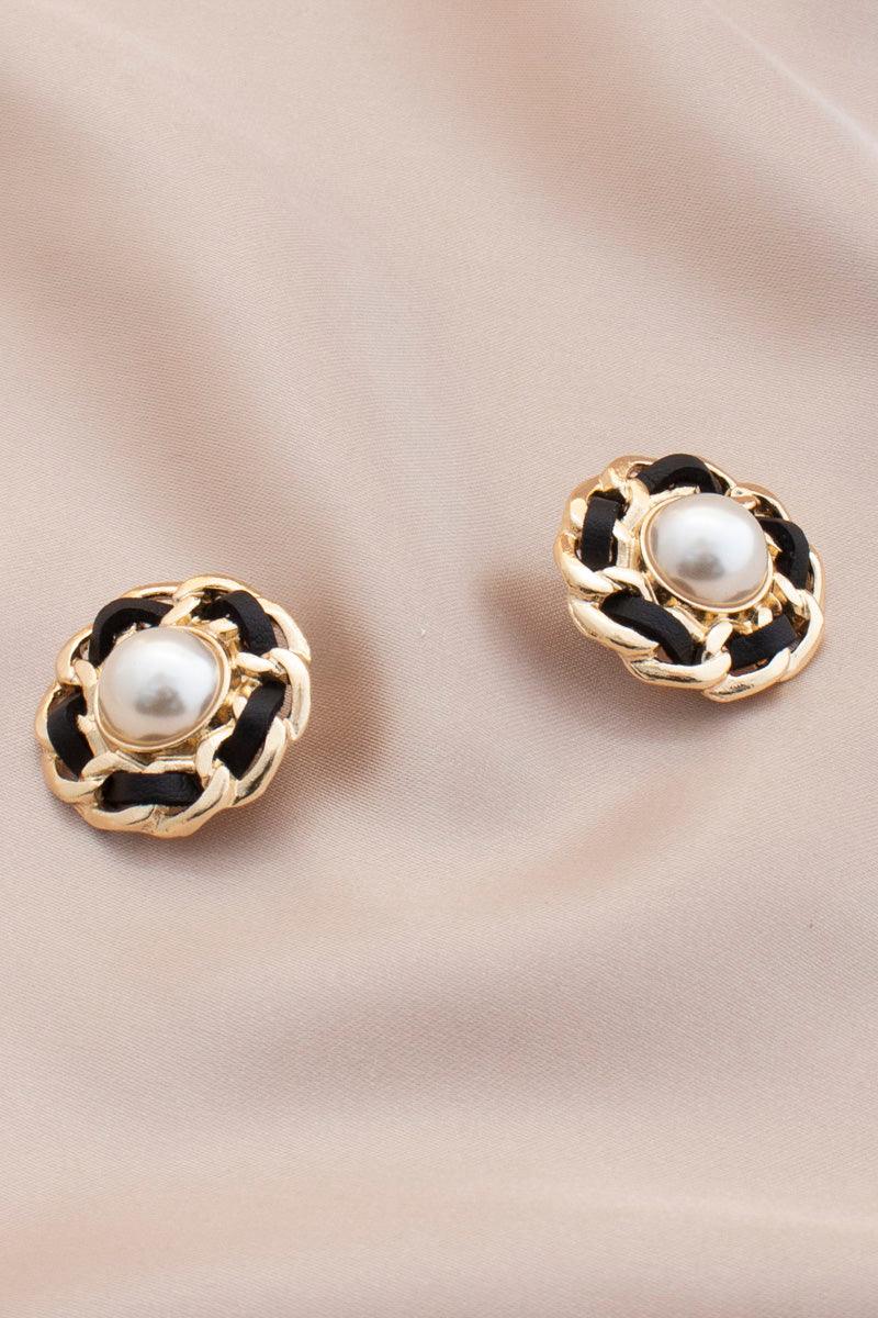 Pearl Curb Link Round Metal Earring Naughty Smile Fashion