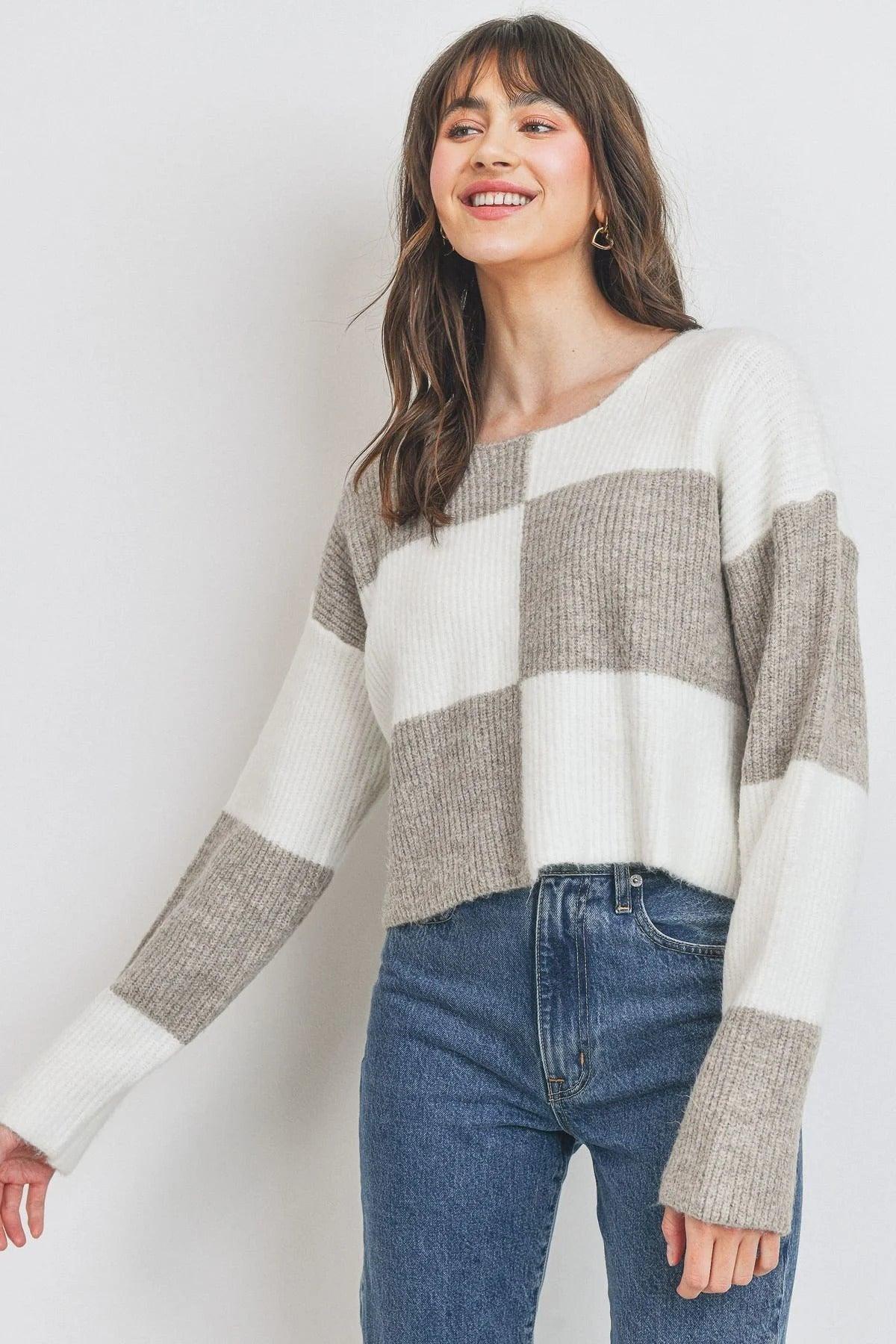 Buying Guide: Stylish and Healthy Dresses 2023 | Fashionably Fit | Round Neck Color Block Long Sleeve Sweater